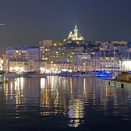 アパート Escale Marseillaise, Grand T2 Calme, Pres Du Vieux Port Pour 2 A 4 Personnes, Nettoyage Rigoureux *